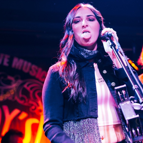 Meet your Posher, Krislyn - Picture 1 of 1